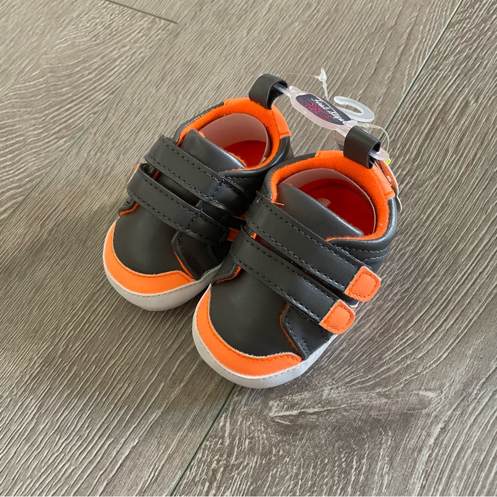 NEW Baby Boy Crib Shoes Sneakers Size 3